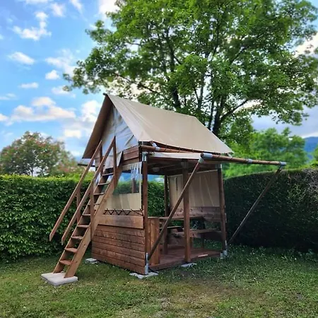 Camping Domaine Les Genets Camping *